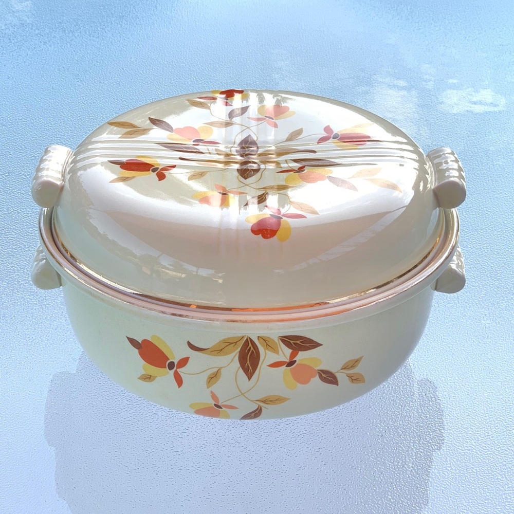 Hall's Superior Autumn Leaf Jewel Stoneware Baking Casserole Dish with Lid